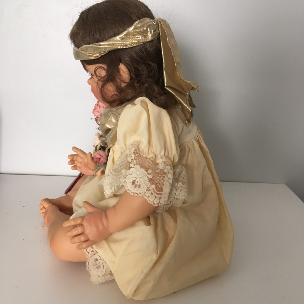 Vintage Fayzah Spanos Collection 'Halo' Precious Heirloom Doll #340/1,000 - Picture 5 of 15